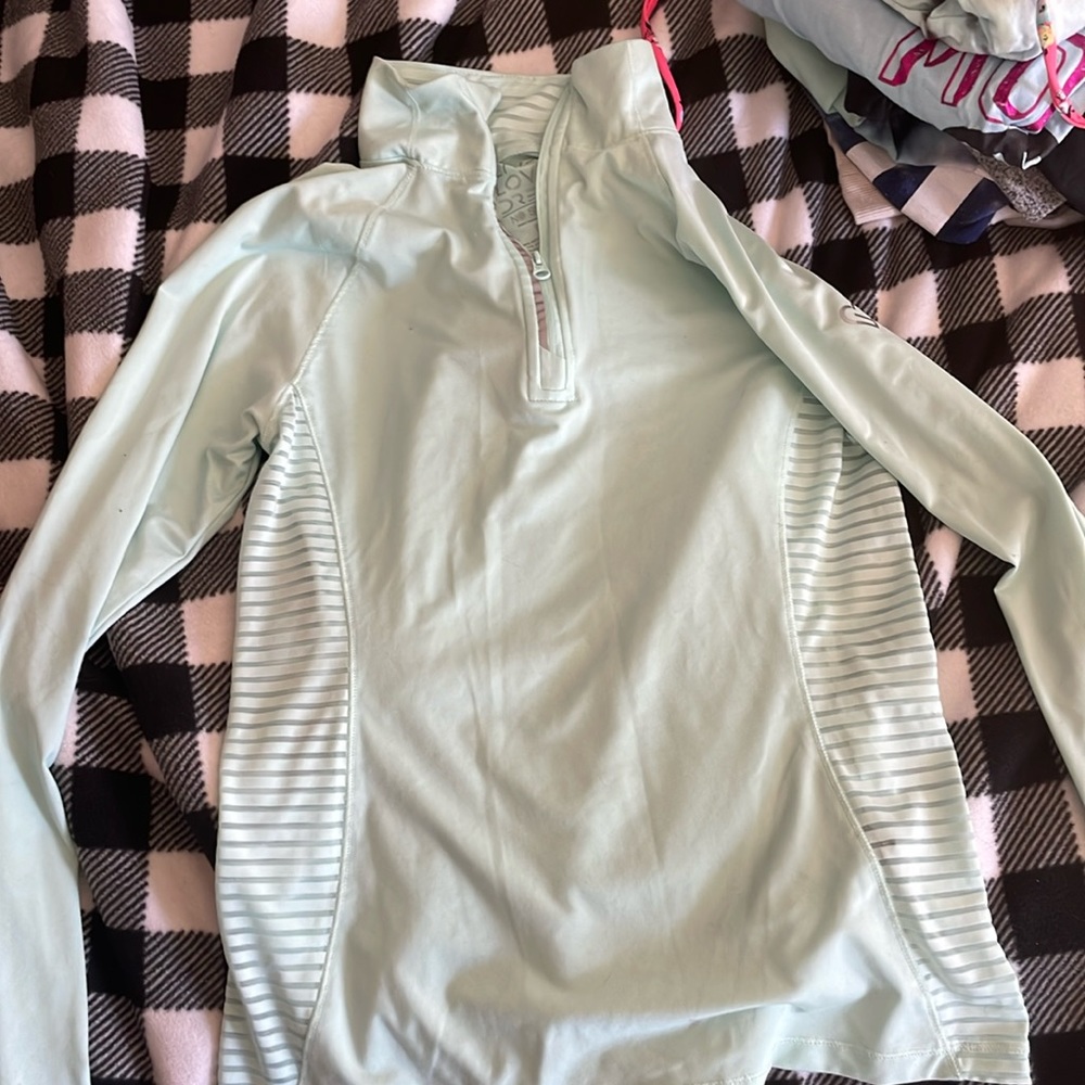 See through thin sweathsirt